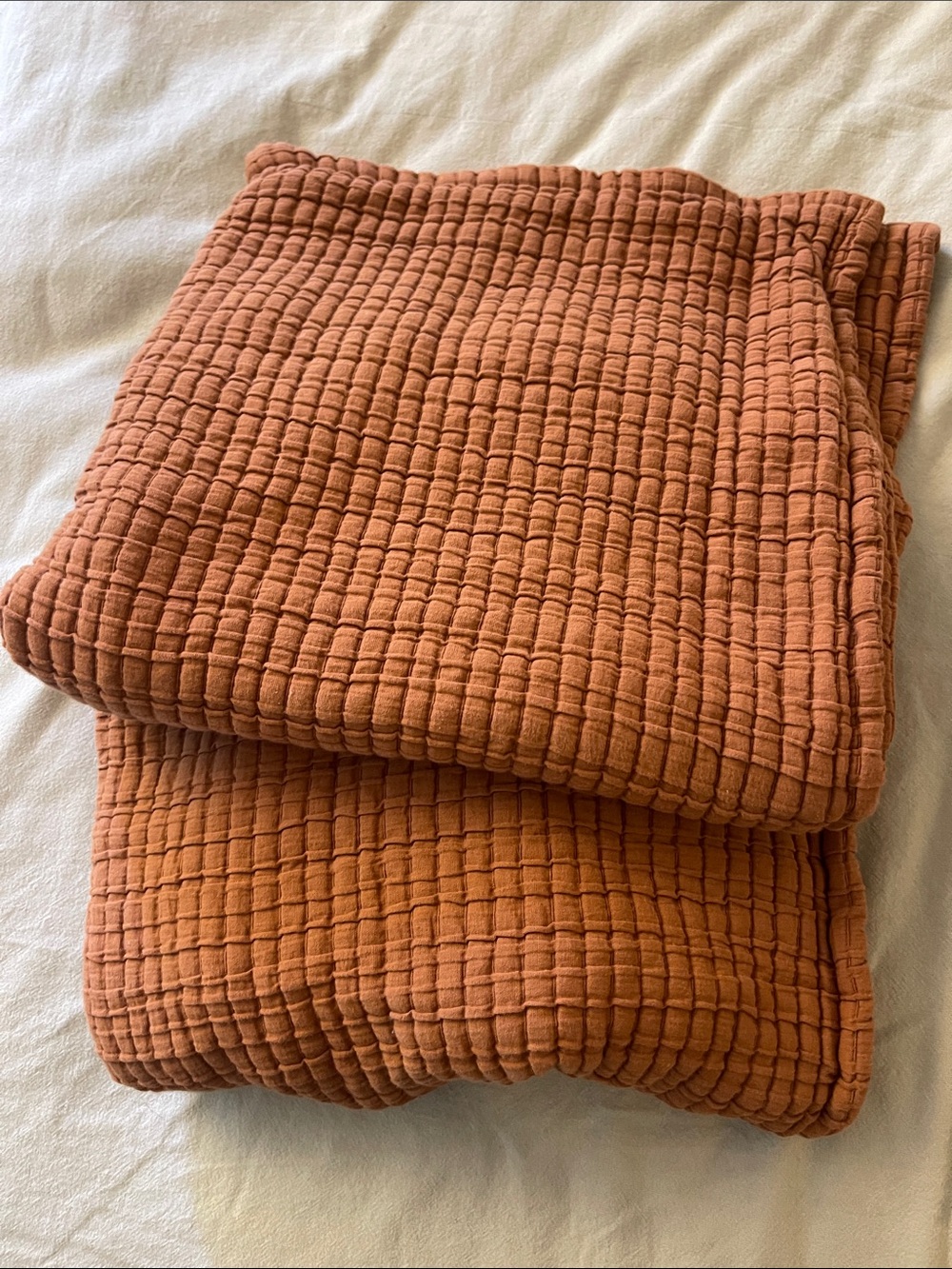 Quince Quilted Throw in Warm Rust